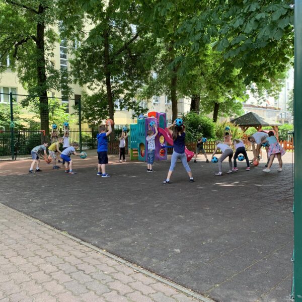 Turniej halowy, piłka nożna, dzieci, młodzież, zajęcia sportowe, levelupsport, piłka nożna, przedszkolaki, sport