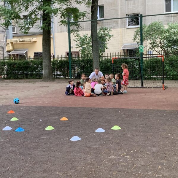 Turniej halowy, piłka nożna, dzieci, młodzież, zajęcia sportowe, levelupsport, piłka nożna, przedszkolaki, sport